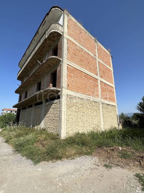 casa indipendente in vendita a Caivano