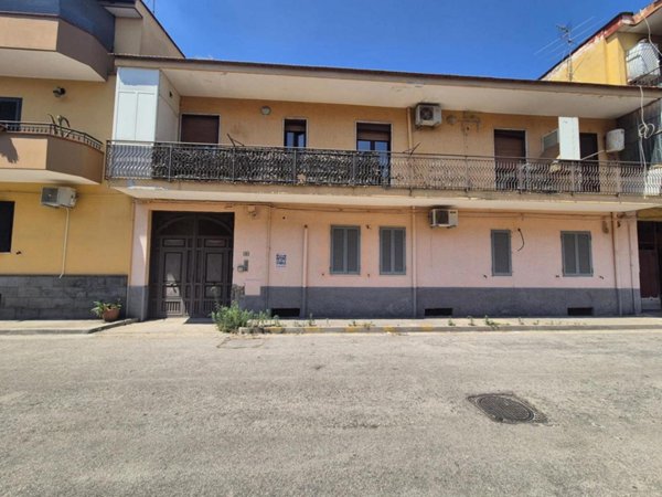casa indipendente in vendita a Caivano