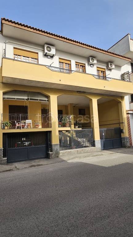 casa indipendente in vendita a Caivano