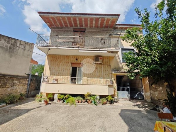 appartamento in vendita a Caivano