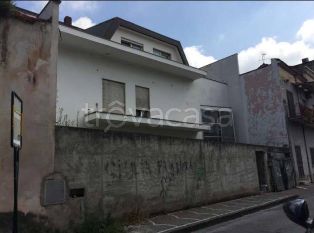casa indipendente in vendita a Caivano