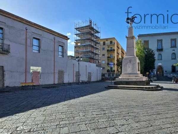 intera palazzina in vendita a Caivano