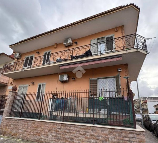 casa indipendente in vendita a Caivano