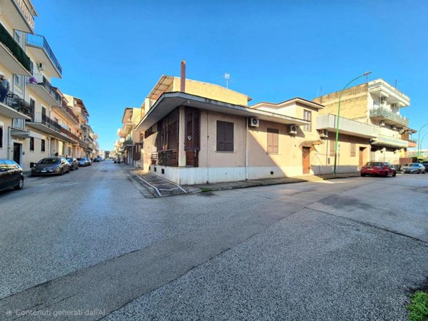 casa indipendente in vendita a Caivano