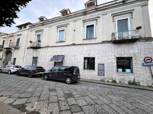 negozio in vendita a Caivano