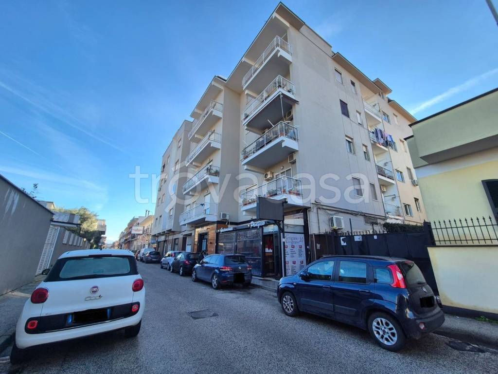 appartamento in vendita a Caivano