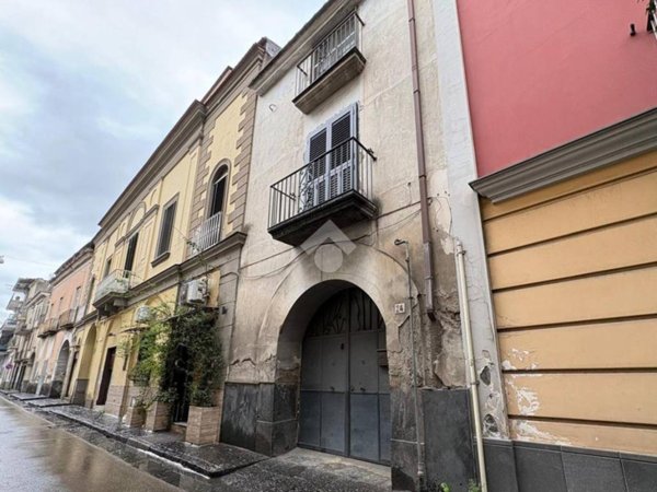 casa indipendente in vendita a Caivano