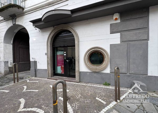 negozio in vendita a Caivano