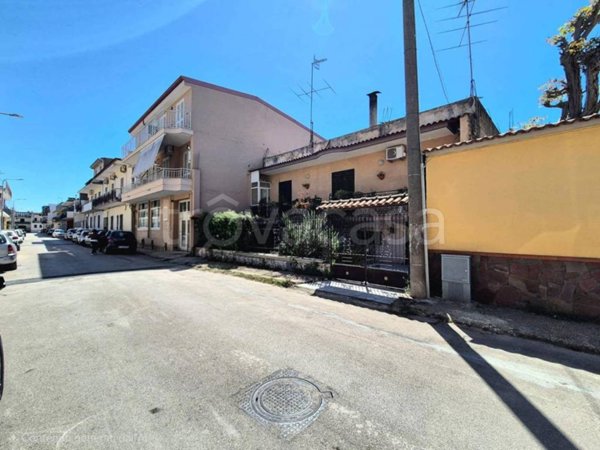 casa indipendente in vendita a Caivano