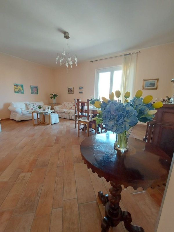 appartamento in vendita a Caivano
