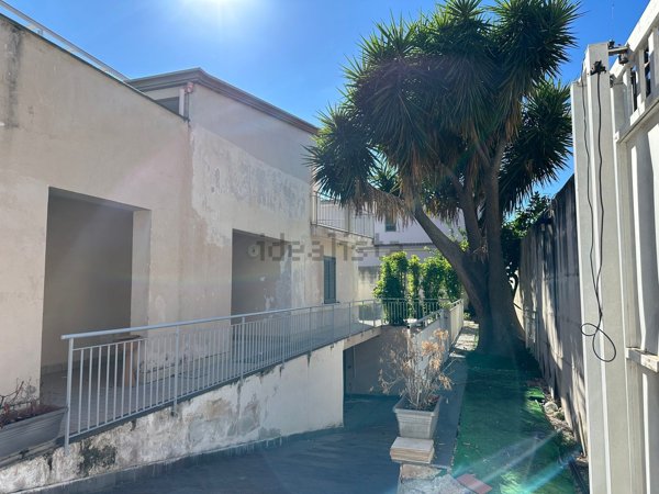 casa indipendente in vendita a Caivano