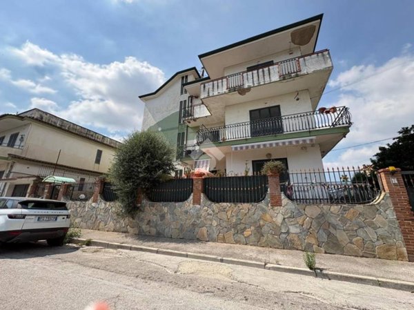 appartamento in vendita a Caivano