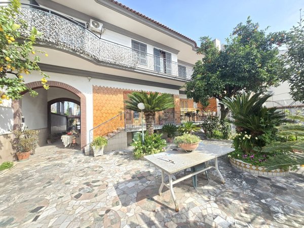 appartamento in vendita a Caivano