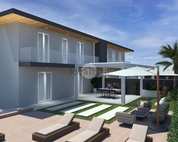 casa indipendente in vendita a Calvizzano