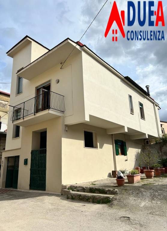 casa indipendente in vendita a Calvizzano