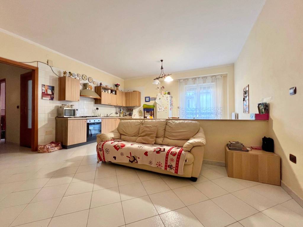 intera palazzina in vendita a Calvizzano