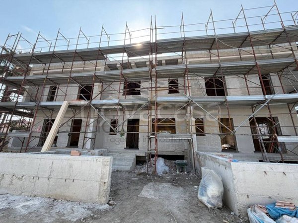 casa indipendente in vendita a Calvizzano