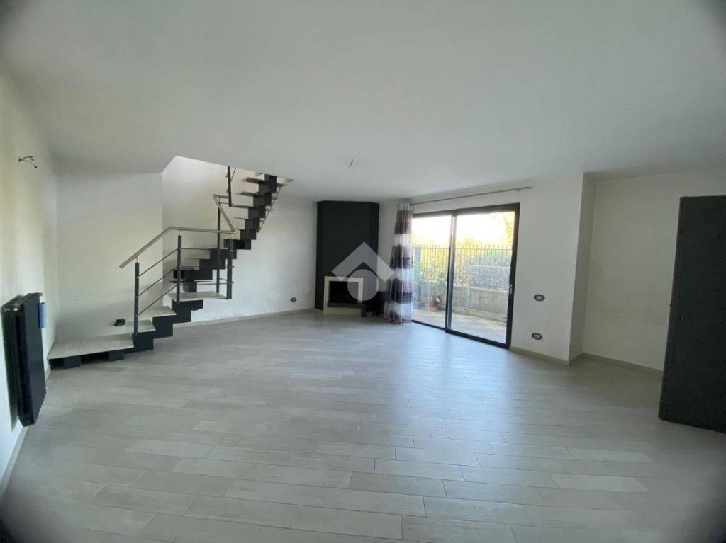 casa indipendente in vendita a Calvizzano