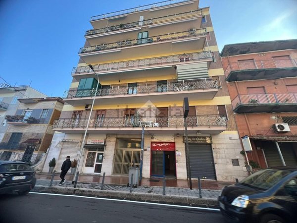 locale commerciale in vendita a Calvizzano