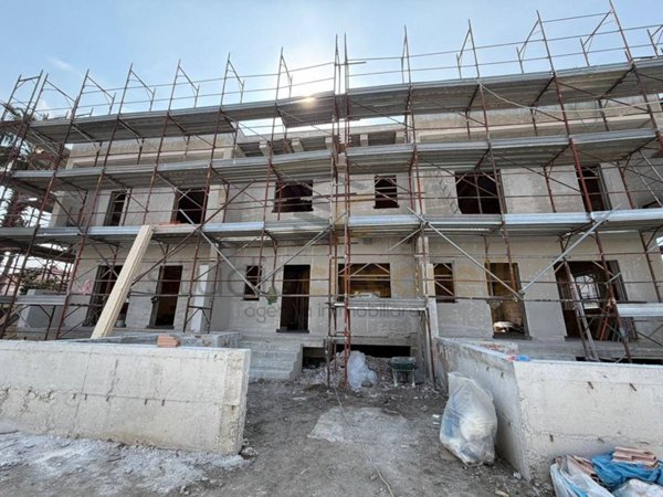 casa indipendente in vendita a Calvizzano