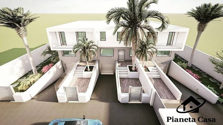 casa indipendente in vendita a Calvizzano in zona San Pietro