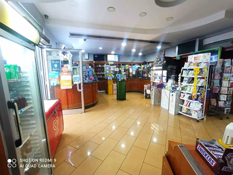 locale commerciale in vendita a Camposano