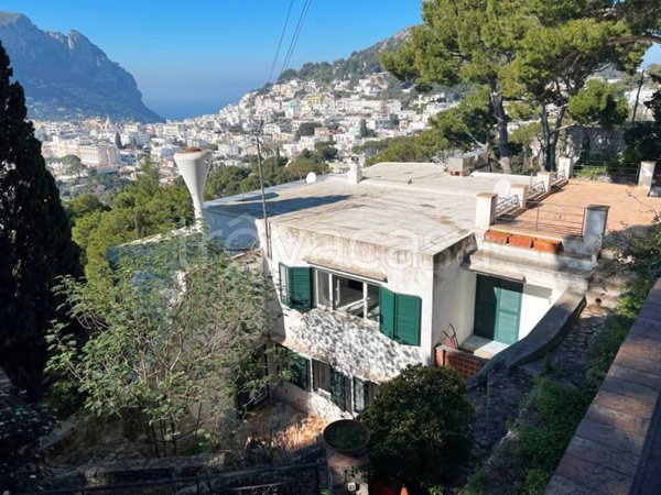 casa indipendente in vendita a Capri
