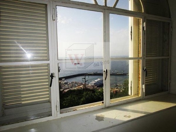 casa indipendente in vendita a Capri in zona Marina Grande