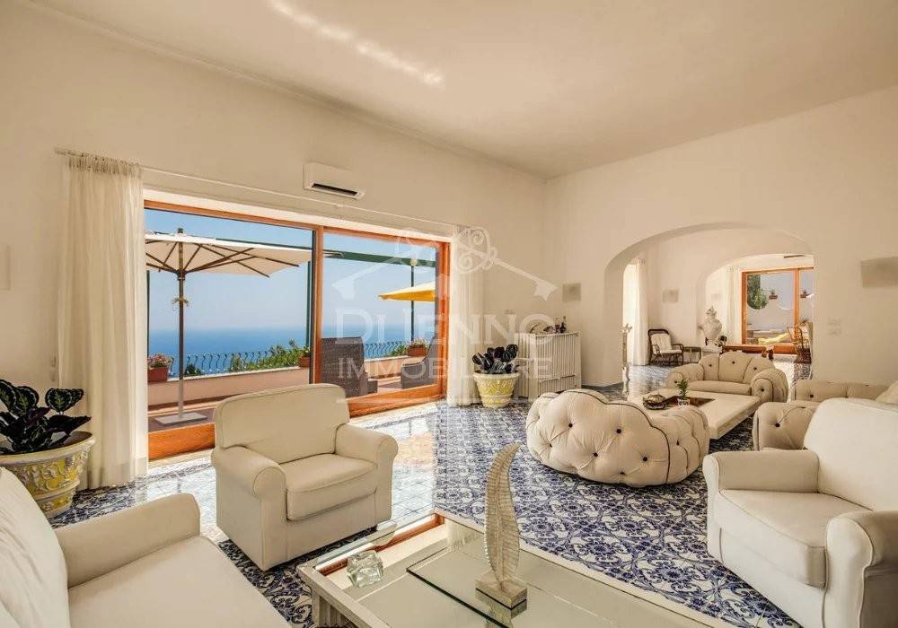 casa indipendente in vendita a Capri in zona Marina Piccola