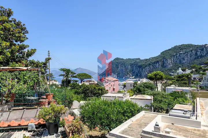casa indipendente in vendita a Capri
