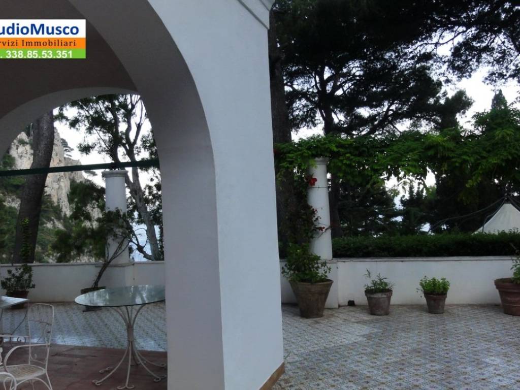 casa indipendente in vendita a Capri in zona Marina Piccola