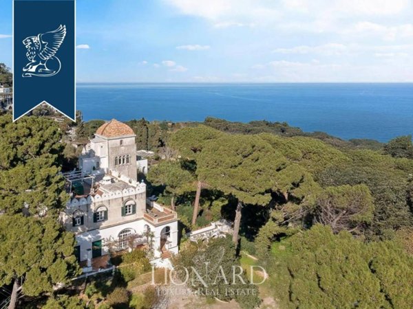appartamento in vendita a Capri in zona Marina Piccola