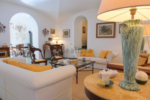 casa indipendente in vendita a Capri