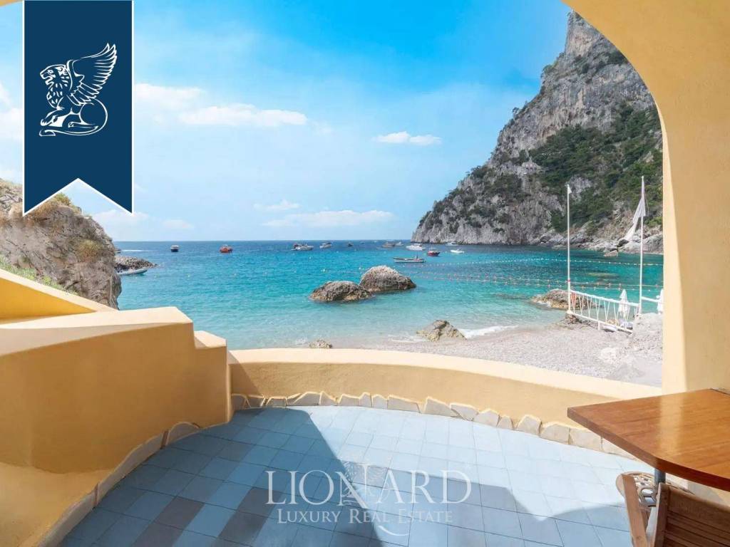 appartamento in vendita a Capri in zona Marina Piccola