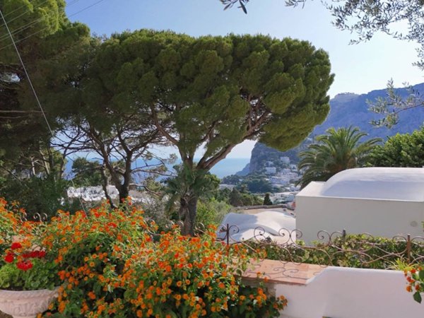 casa indipendente in vendita a Capri