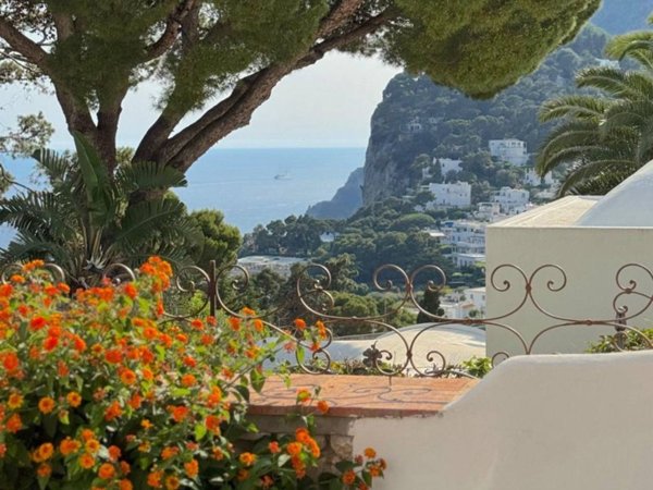 casa indipendente in vendita a Capri