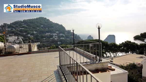 appartamento in vendita a Capri in zona Marina Piccola