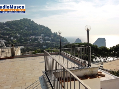 appartamento in vendita a Capri in zona Marina Piccola