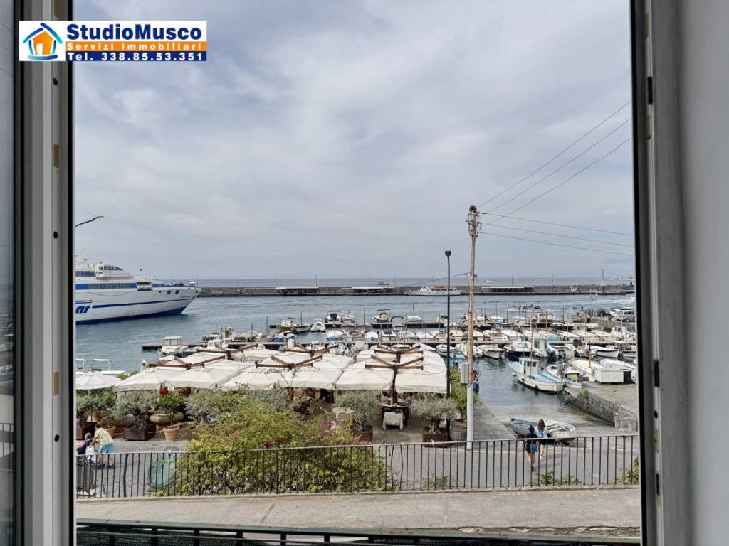 appartamento in vendita a Capri in zona Marina Grande