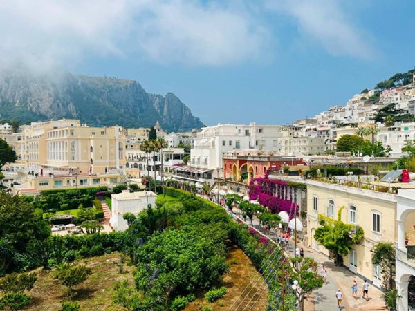 appartamento in vendita a Capri