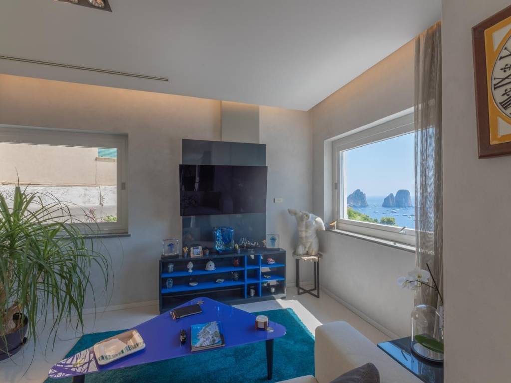 appartamento in vendita a Capri in zona Marina Piccola