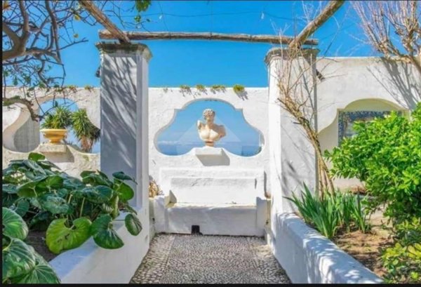 casa indipendente in vendita a Capri