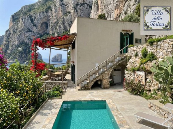 casa indipendente in vendita a Capri in zona Marina Piccola