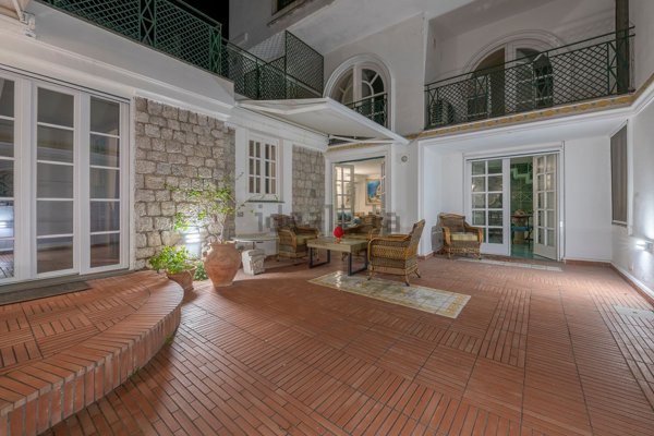 casa indipendente in vendita a Capri
