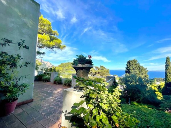 casa indipendente in vendita a Capri