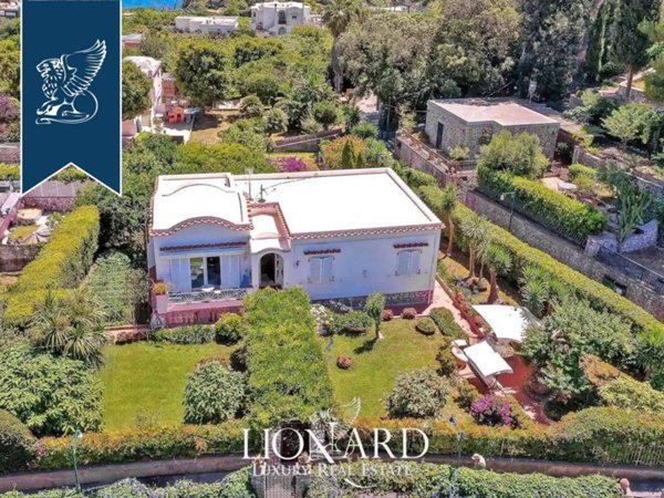 casa indipendente in vendita a Capri