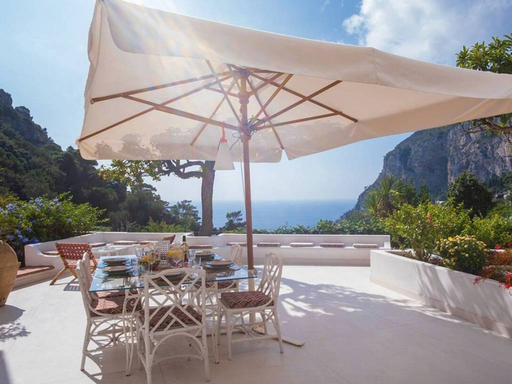 appartamento in vendita a Capri in zona Marina Piccola