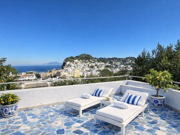 casa indipendente in vendita a Capri