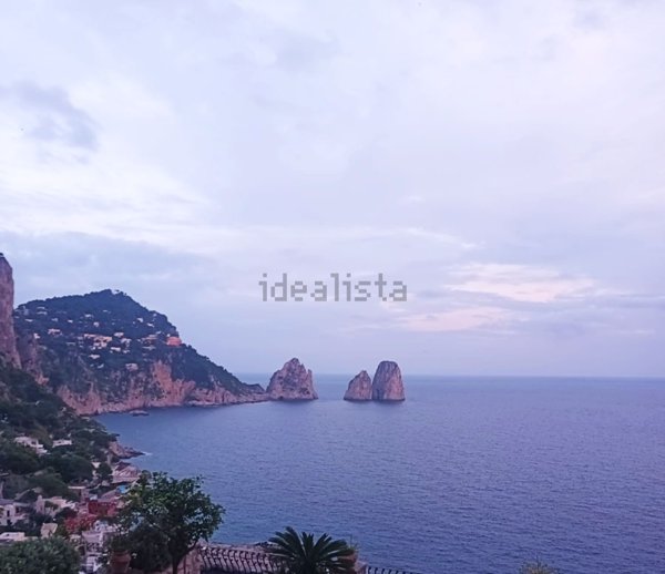 appartamento in vendita a Capri in zona Marina Piccola