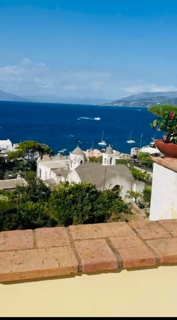 appartamento in vendita a Capri